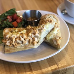 Hot Tartine - Chicken Curry (IG: @tiffhuangry)