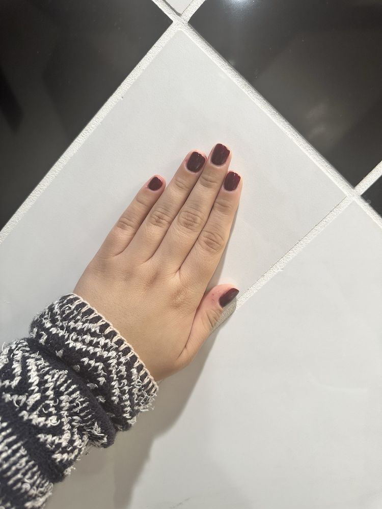 Luxe Nail Bar Logo