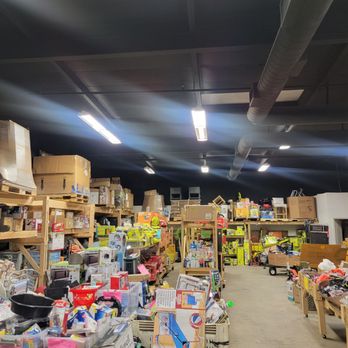 U Wholesale - Inside - Wholesale Stores Near Me - Escondido, California U Wholesale - Inside - Wholesale Stores Near Me - Escondido, California