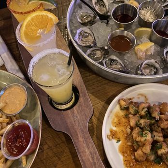 Aum Beer House - Oysters, chicken cartilage, truffle fries, margaritas - Asian Fusion Near Me - Garden Grove, California
