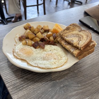 Bread & Butter Diner - Diners Near Me - Boylston, Massachusetts Bread & Butter Diner - Diners Near Me - Boylston, Massachusetts