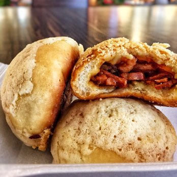 Tim Ho Wan - Amazing BBQ pork pineapple buns - Dim Sum Near Me - Honolulu, Hawaii Tim Ho Wan - Amazing BBQ pork pineapple buns - Dim Sum Near Me - Honolulu, Hawaii
