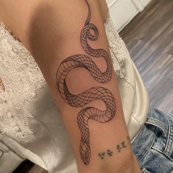 A Ink Tattoo - This is freshly done, pre-saniderm. It has scabbed less than other tattoos I've had done in the past and is healing wonderfully. - Tattoo Near Me - Seattle, Washington A Ink Tattoo - This is freshly done, pre-saniderm. It has scabbed less than other tattoos I've had done in the past and is healing wonderfully. - Tattoo Near Me - Seattle, Washington