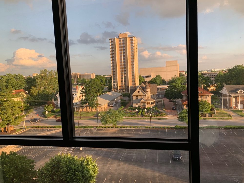 University Plaza Hotel & Convention Center