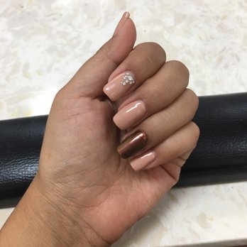 Nail Bar - Gel and chrome - Nail Salons Near Me - Lancaster, Pennsylvania