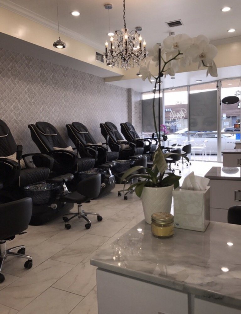 CHLOE NAIL SPA 618 Photos & 395 Reviews Nail Salons 14843 Burbank