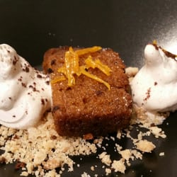 DeÓ - Centro - Falss torrija de gengibre con mousse de arroz con leche.