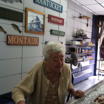 Cosentino’s Fish Market - Seafood Markets Near Me - Brooklyn, New York Cosentino’s Fish Market - Seafood Markets Near Me - Brooklyn, New York