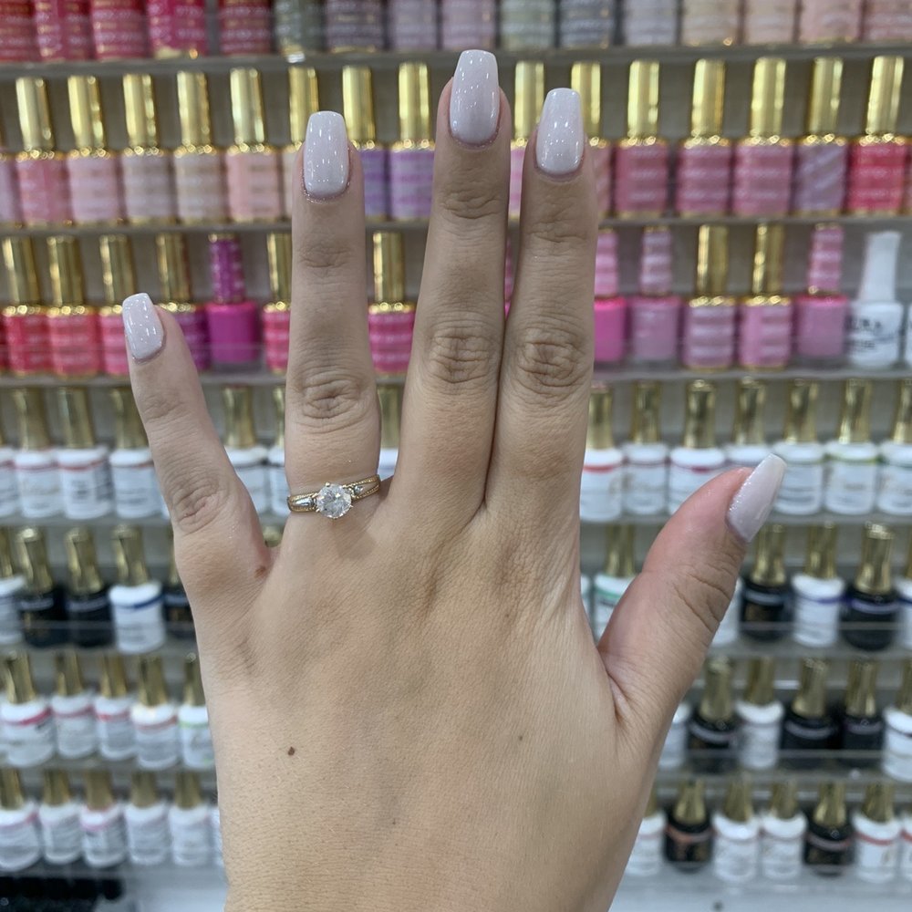 Uni Nail Bar - Dip Manicure Color DD02 - Nail Salons Near Me - Los Alamitos, California Uni Nail Bar - Dip Manicure Color DD02 - Nail Salons Near Me - Los Alamitos, California