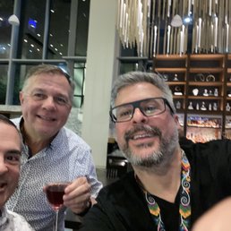 My brother, his boyfriend and me enjoying delicious cocktails prepared by Christina!