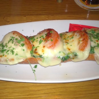 Café Benno - Mozzarella baguette - Bars Near Me - Vienna, 9 Café Benno - Mozzarella baguette - Bars Near Me - Vienna, 9