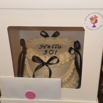 Ashlee Alexandra Cakes - Custom Cakes Near Me