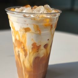 Me & Bean Coffee - Iced Vanilla Caramel Yes, Please!