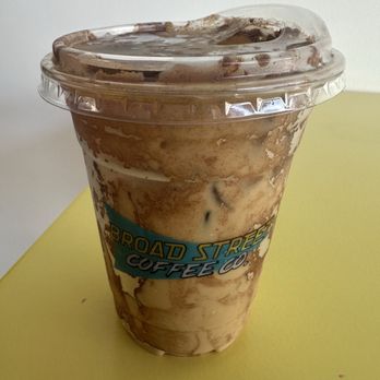Broad Street Coffee Co. - French Toast Latte - Coffee & Tea Near Me - Malibu, California Broad Street Coffee Co. - French Toast Latte - Coffee & Tea Near Me - Malibu, California