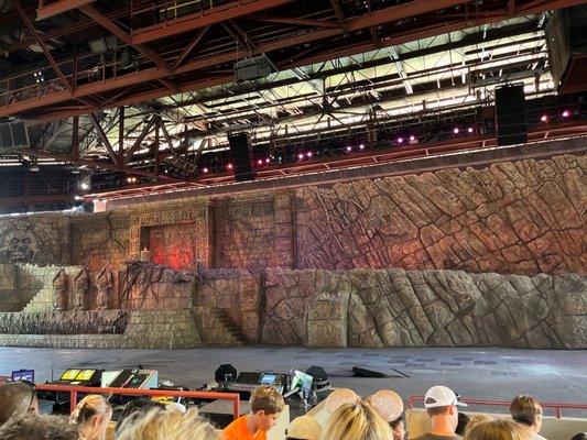 Indiana Jones™ Epic Stunt Spectacular! by null