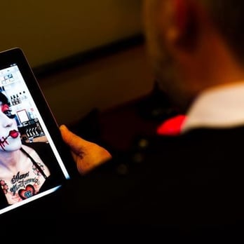 Pierpoint Hairdressing - browse on our i-pad or join our free wi-fi network! - Hair Salons Near Me - London, XGL Pierpoint Hairdressing - browse on our i-pad or join our free wi-fi network! - Hair Salons Near Me - London, XGL