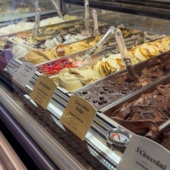 Bacio di Latte - Ice Cream & Frozen Yogurt Near Me - Los Angeles, California