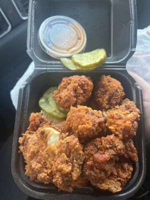 Dave's Hot Chicken by null