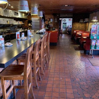 Metro Diner - a view of the counter and seating area - Diners Near Me - Sulphur Springs, Texas