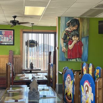 El Azteca - Interior - Mexican Near Me - Morristown, Tennessee El Azteca - Interior - Mexican Near Me - Morristown, Tennessee