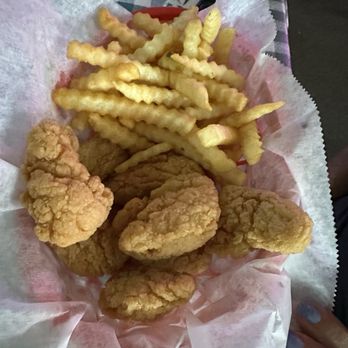 Crazy R's Bar & Grill - Chicken nugget dinner - American Near Me - Goodland, Kansas Crazy R's Bar & Grill - Chicken nugget dinner - American Near Me - Goodland, Kansas