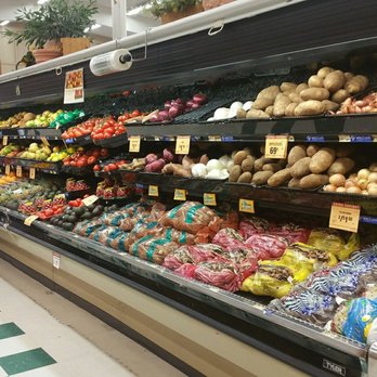 Roth's - the produce section of a grocery store - Grocery Near Me - Salem, Oregon Roth's - the produce section of a grocery store - Grocery Near Me - Salem, Oregon