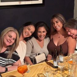 Queen Of Cups - This picture perfectly captures the experience you will have while at Queen of Cups. Always a great time!