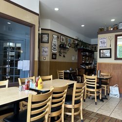 C and C's Country Kitchen - Another view