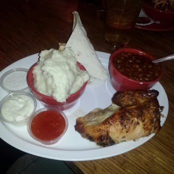 Birds - 1/4 chicken, vegetarian Tennesee baked beans, garlic mashed potatoes and 3 dipping sauces - New American Near Me - Los Angeles, California