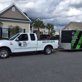 Pro Cuts Lawn Service - a truck and trailer - Landscaping Near Me Pro Cuts Lawn Service - a truck and trailer - Landscaping Near Me