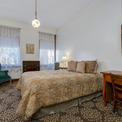 Ryan Hotel