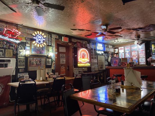Dreamland BBQ by null