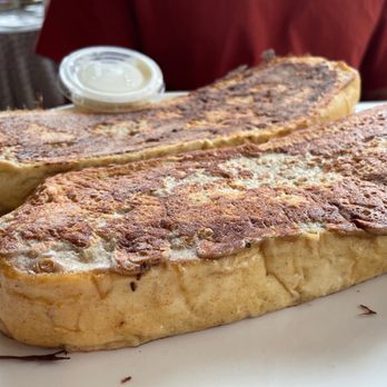 Sweetie Pie's - French Toast - Breakfast & Brunch Near Me - Placerville, California Sweetie Pie's - French Toast - Breakfast & Brunch Near Me - Placerville, California