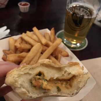Steel Toe Brewing - Jamo's New Zealand Pies food truck night - Breweries Near Me - St Louis Park, Minnesota