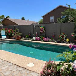 Az Pink Ribbon Pools