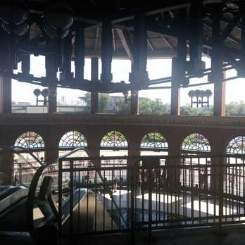 New York Mets - The Jackie Robinson Rotunda - Professional Sports Teams Near Me - Flushing, New York