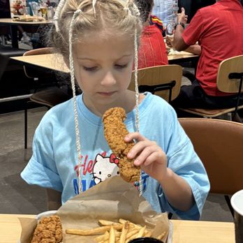 Buffalo Wild Wings - American Near Me - Orlando, Florida Buffalo Wild Wings - American Near Me - Orlando, Florida