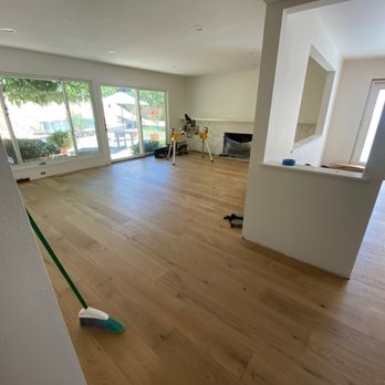 J & A Hardwood Flooring - a clean living room - Flooring Near Me J & A Hardwood Flooring - a clean living room - Flooring Near Me