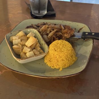 Mambo Grill & Tapas - Hemingway Chicken with yellow rice and yuca - Tapas/Small Plates Near Me - Salisbury, North Carolina