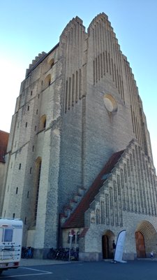 Grundtvigs Kirke by null