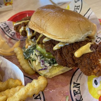 Dave's Hot Chicken - Chicken Shop Near Me - Beaverton, Oregon Dave's Hot Chicken - Chicken Shop Near Me - Beaverton, Oregon