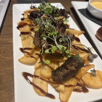 The Parlay Kitchen + Cocktails - Steak bites cooked to perfection - Gastropubs Near Me - Chandler, Arizona The Parlay Kitchen + Cocktails - Steak bites cooked to perfection - Gastropubs Near Me - Chandler, Arizona