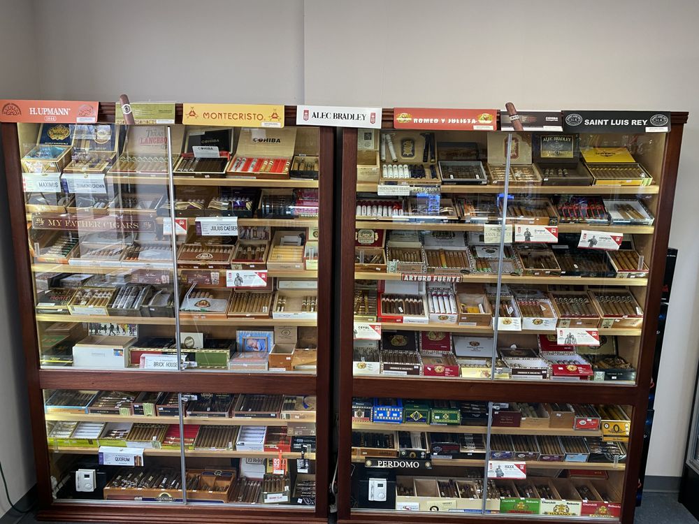 SMOKE 11 Updated September 2024 32 Photos 1130 Farmington Ave