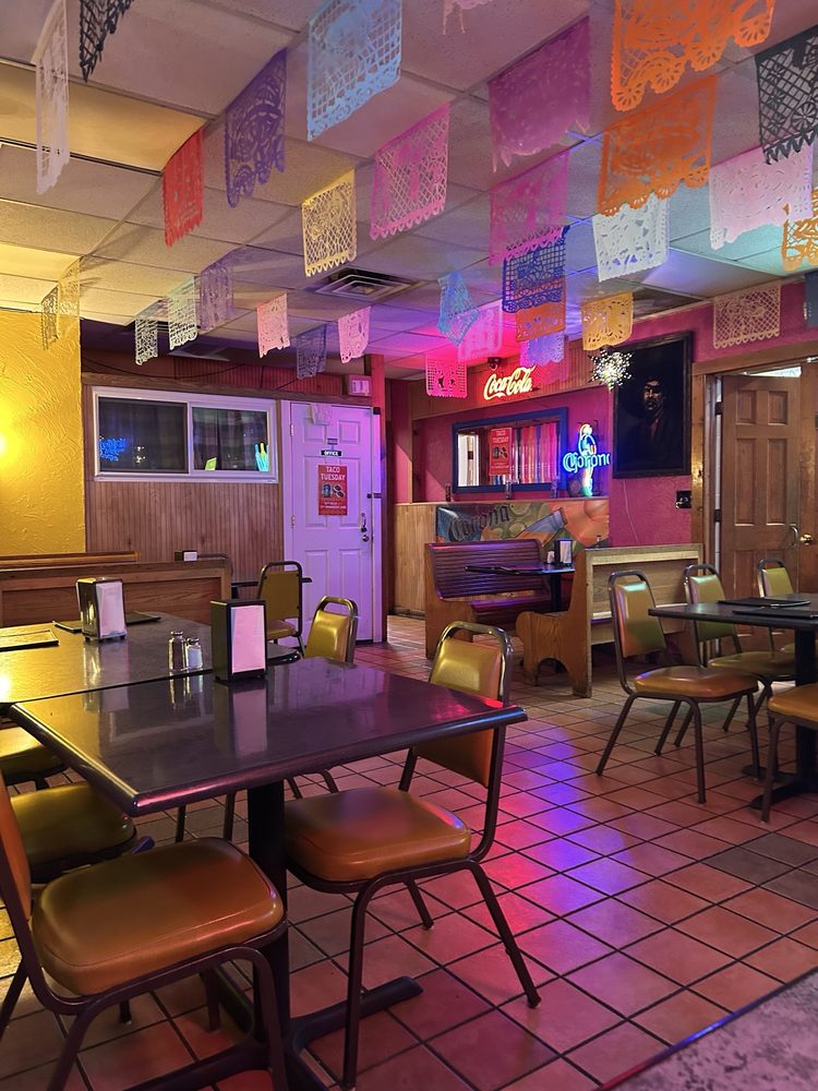 La Mexicana Restaurant