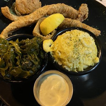 Oohh's and Aahh's - Fried Whiting, Fresh Collard Greens, Signature Macaroni & Cheese - American Near Me - Washington, DC, District of Columbia Oohh's and Aahh's - Fried Whiting, Fresh Collard Greens, Signature Macaroni & Cheese - American Near Me - Washington, DC, District of Columbia