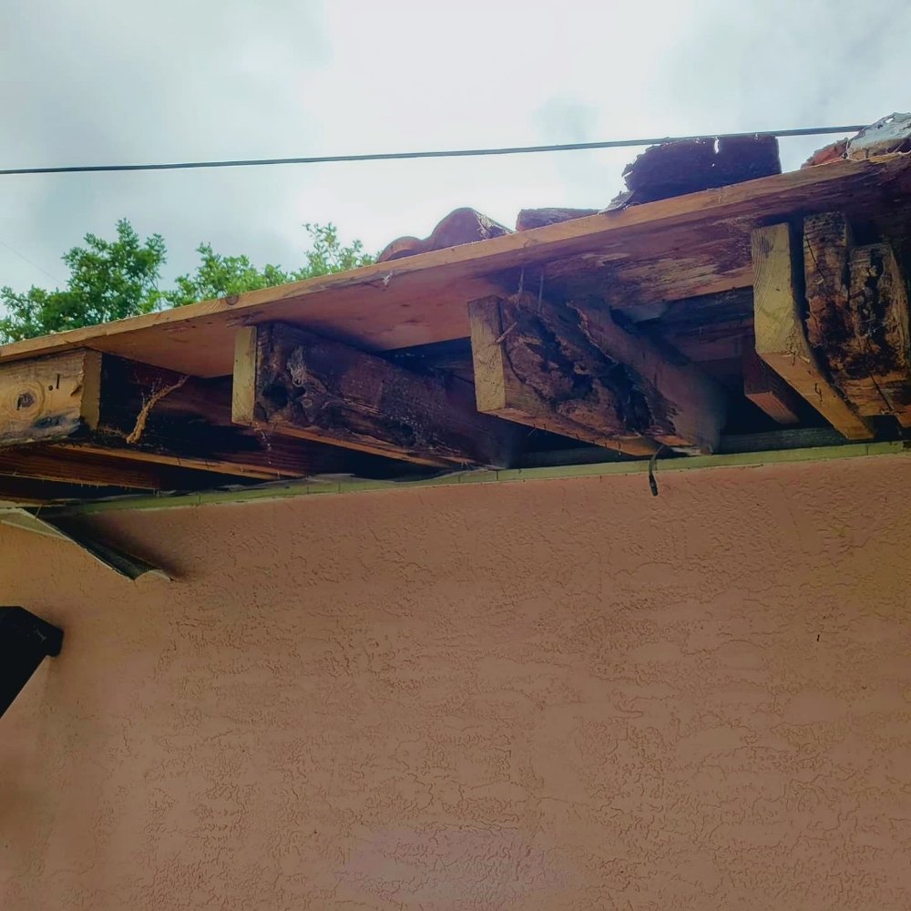 Slide of Murphy's Coastal Roof Solutions