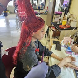 Mil Rosas Salon