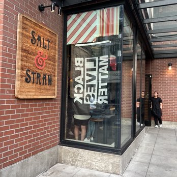 Salt & Straw - Outside - Ice Cream & Frozen Yogurt Near Me - Seattle, Washington Salt & Straw - Outside - Ice Cream & Frozen Yogurt Near Me - Seattle, Washington