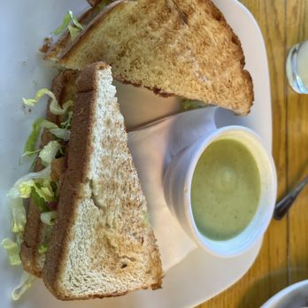Abiquiu Inn - BLT - Hotels Near Me - Abiquiu, New Mexico