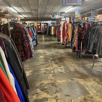 SUNDAY'S BEST THRIFT APPAREL - Updated November 2025 - 122 Photos